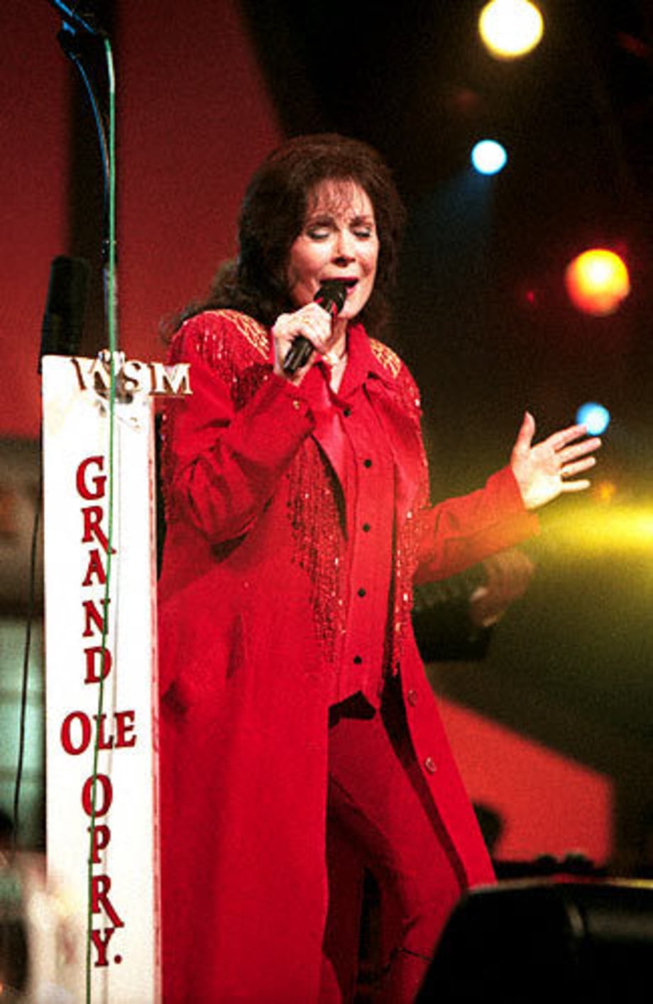 Loretta Lynn grand ole01