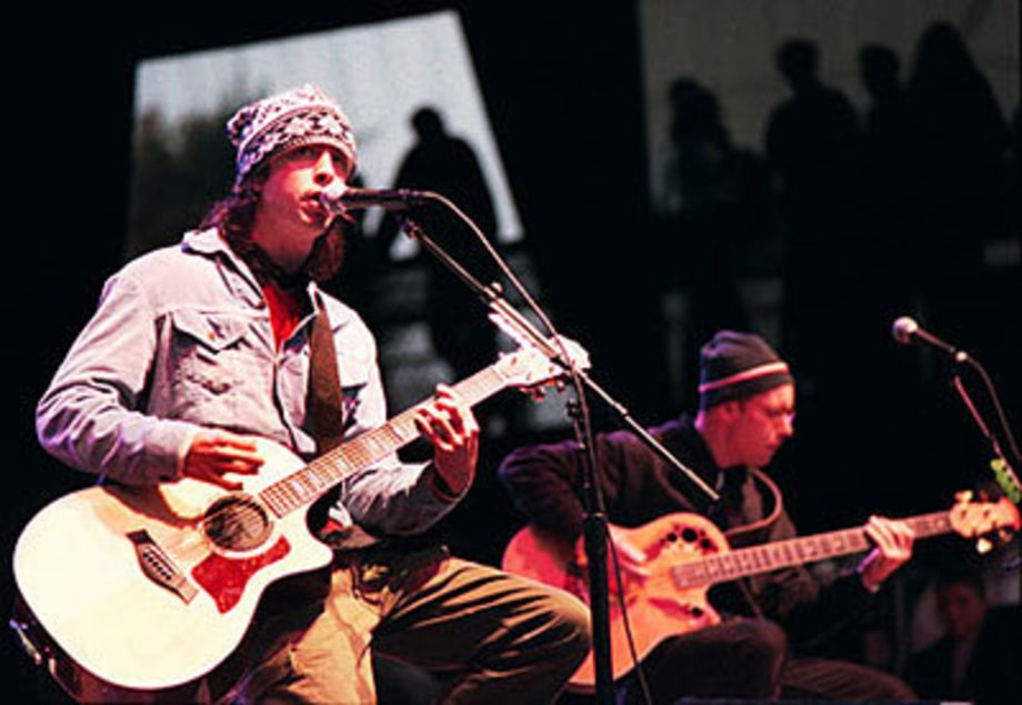 Foo Fighters Bridge 02
