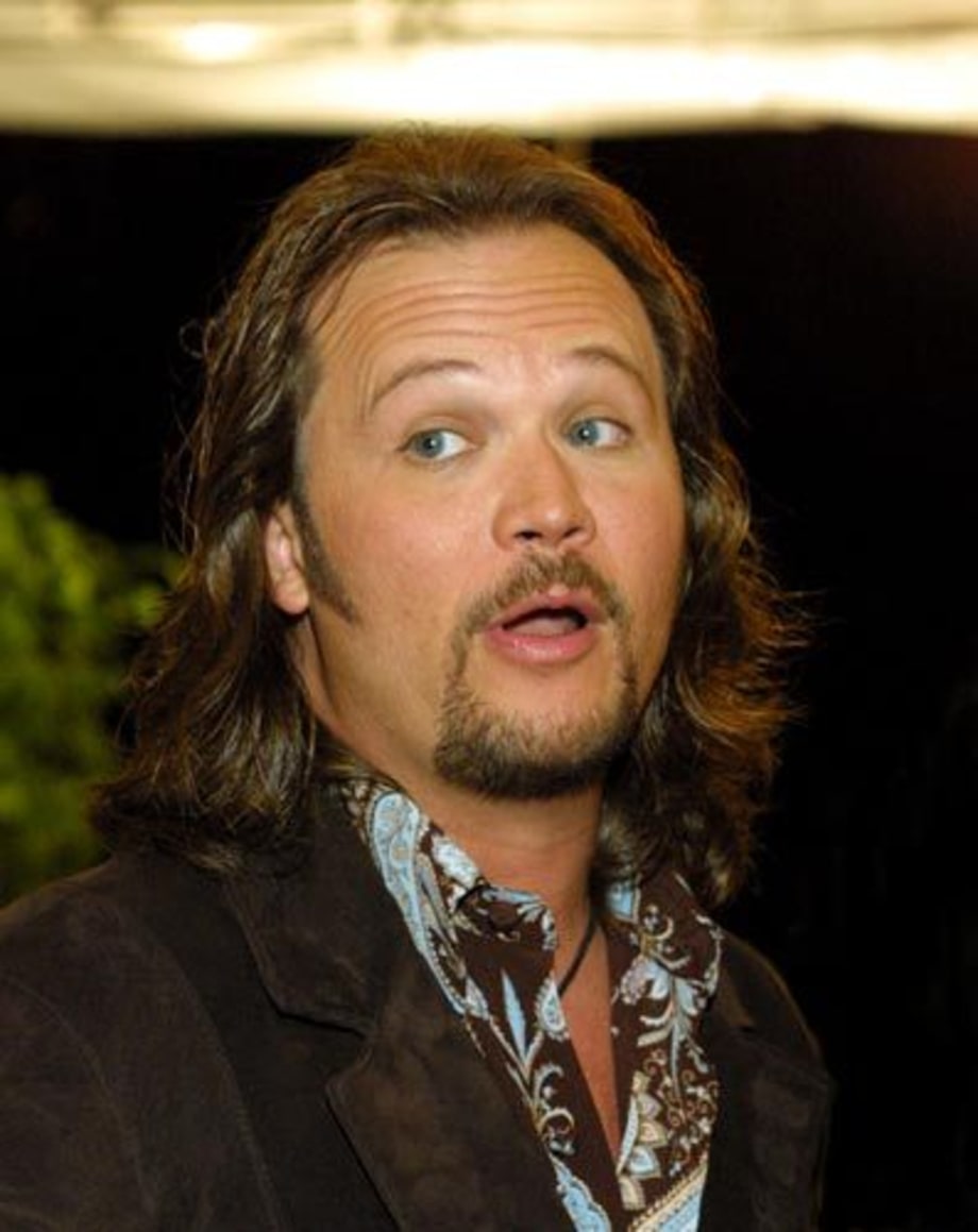 CMA0381_TravisTritt_NashvilleTN_110602