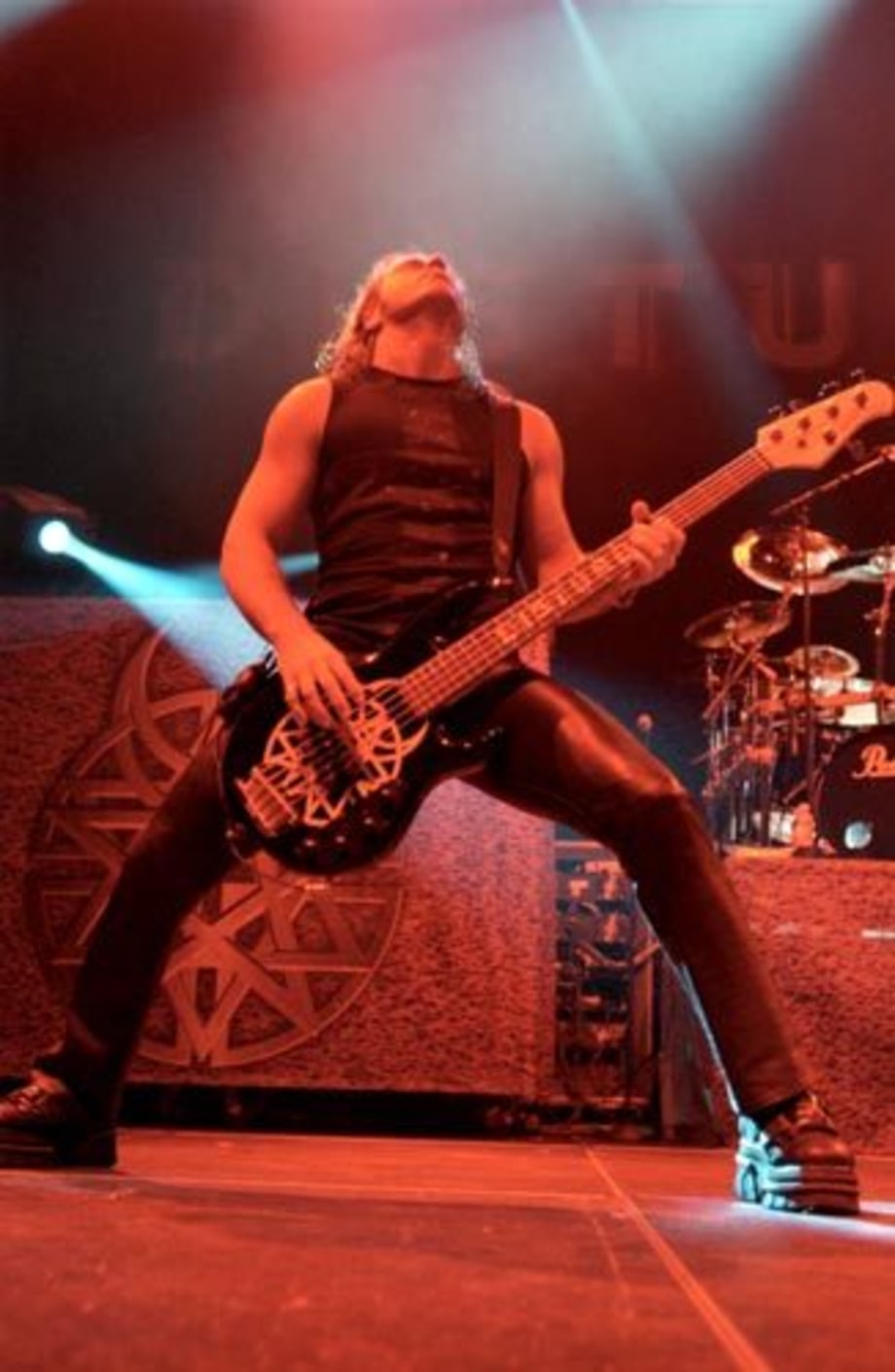 Disturbed5_CoxArena_SandDiegoCA_120802