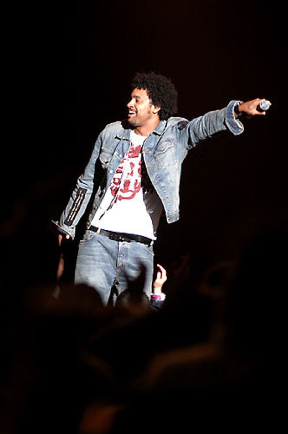 Shaggy1_WBLISummerJame_JonesBeachNY_052503