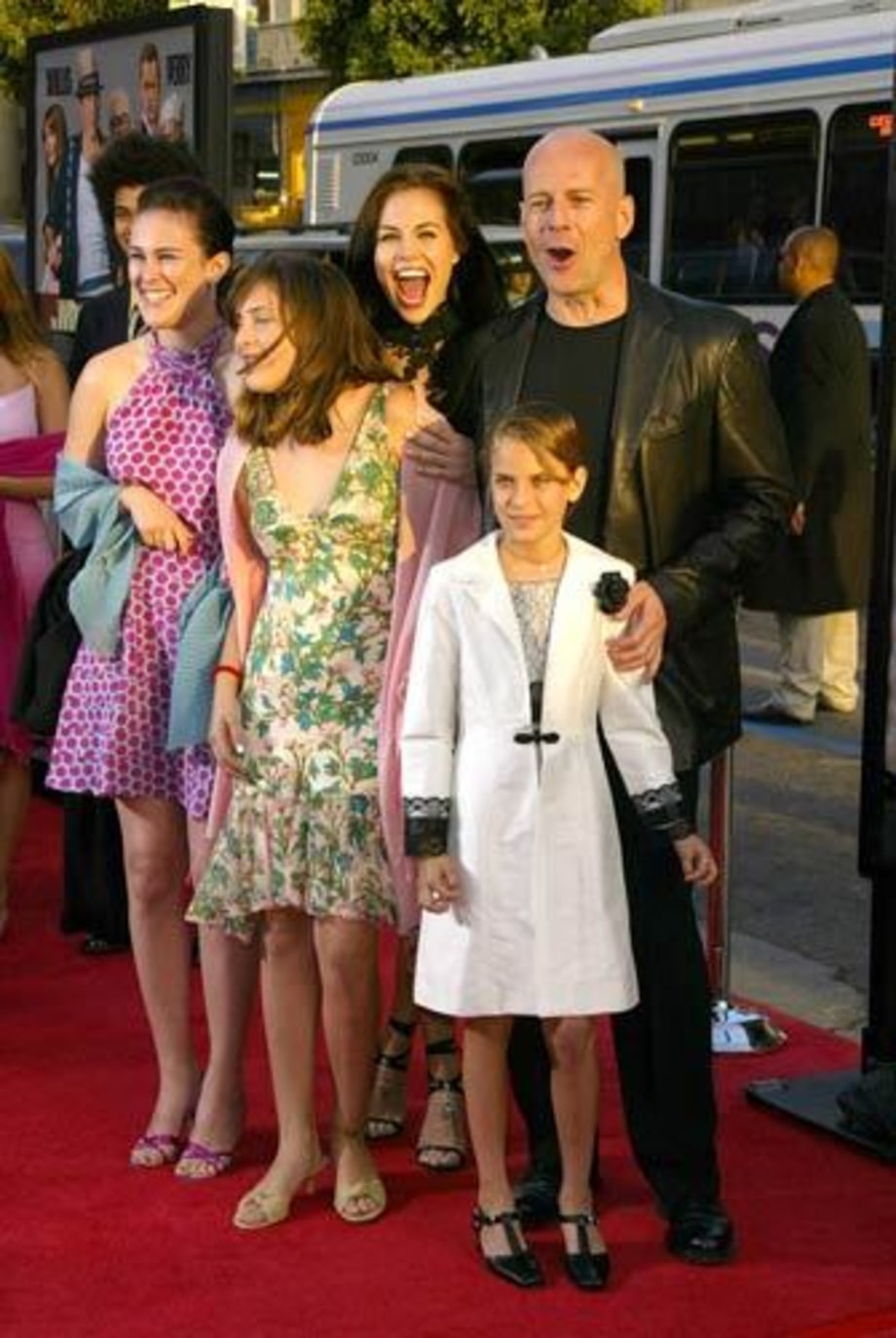 WillisBurns_MannGraumansTheater_HollywoodCA_040704