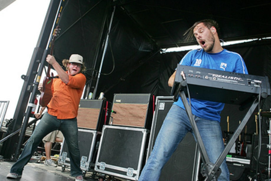 Motion City Soundtrack 1 - Tinley Park, IL 7/30/06 Vans Warped Tour