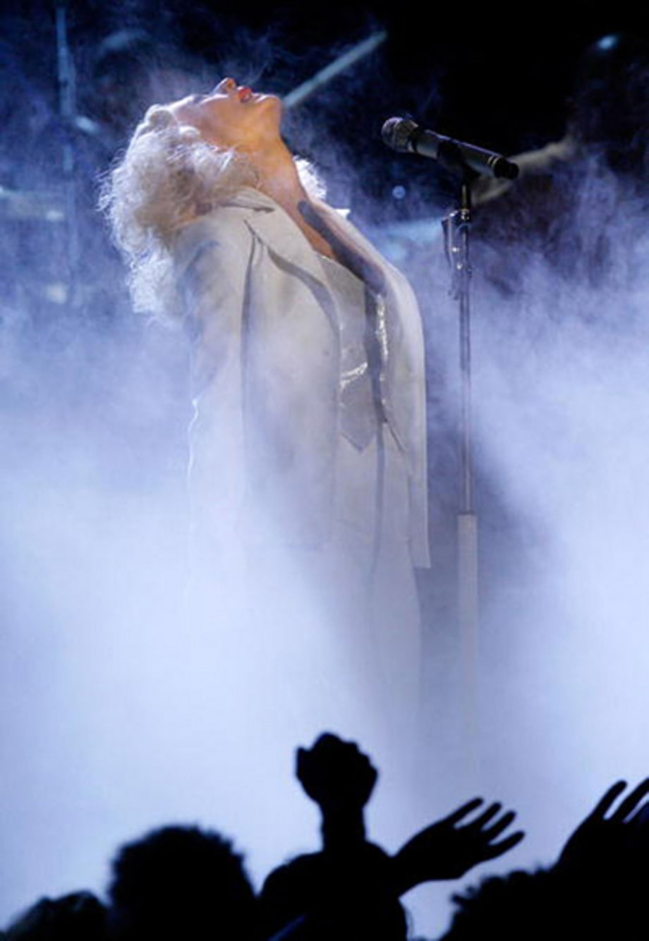 2/11/07: Xtina Grammys