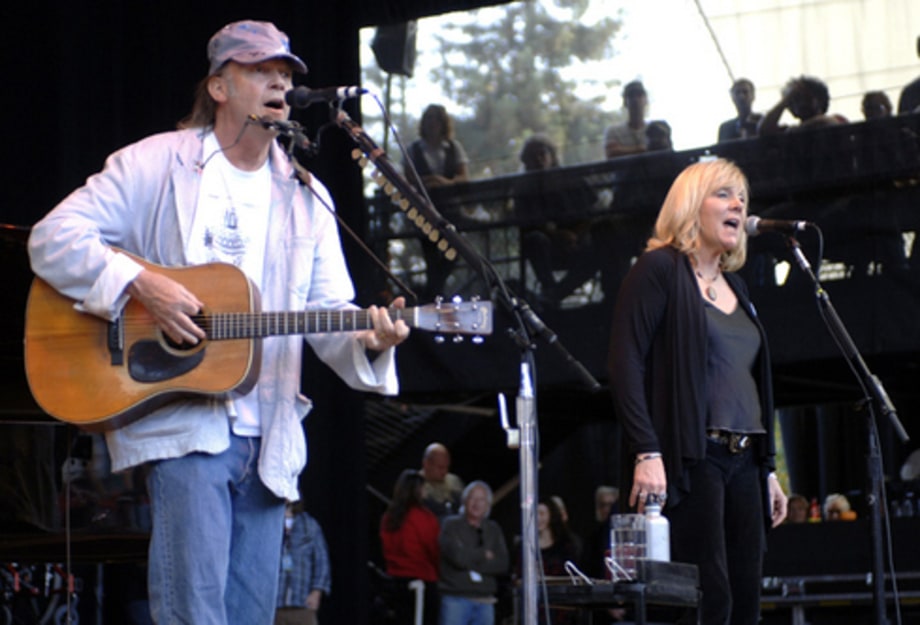 Bridge School Benefit: neul and peggu