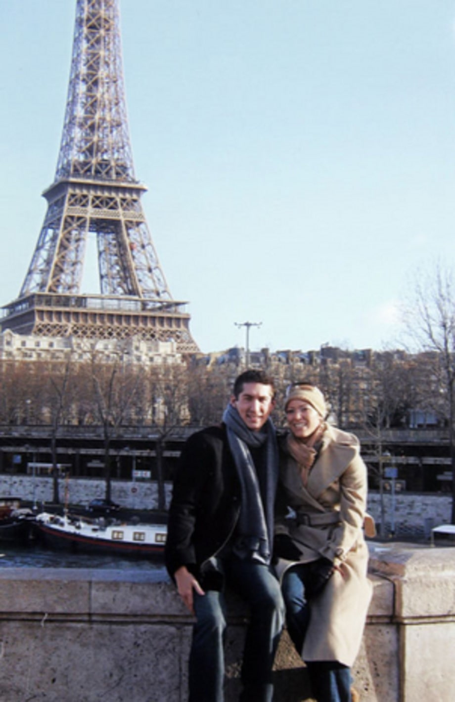 Digital Bonnie and Clyde: Eiffel Tower