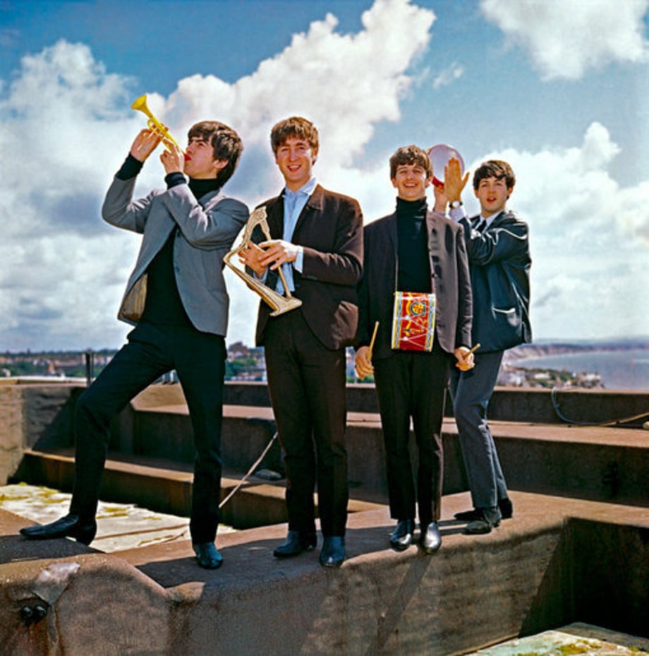 Beatles Timeline: 1964: Rooftop instruments