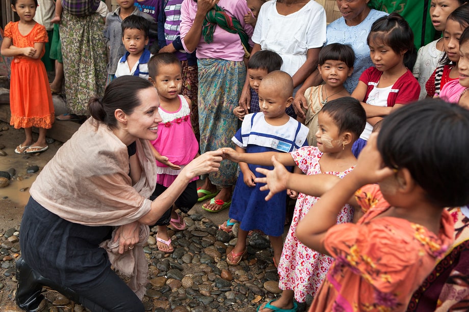 Sept 2006: Co-Found Jolie/Pitt Foundation