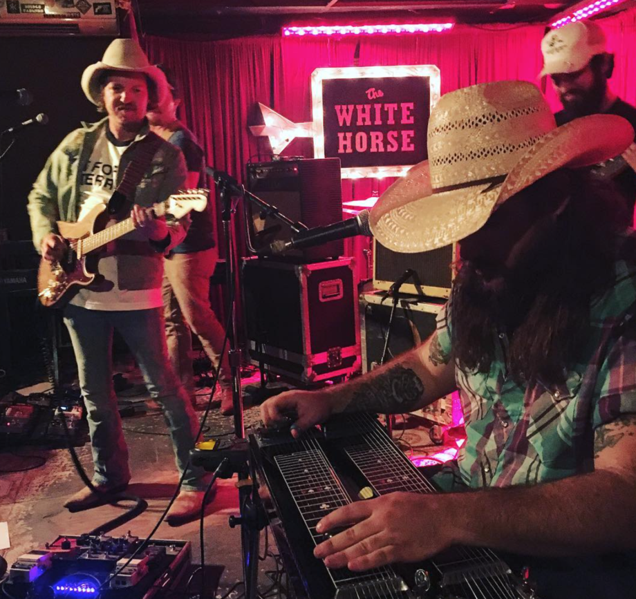 Mike and the Moonpies
