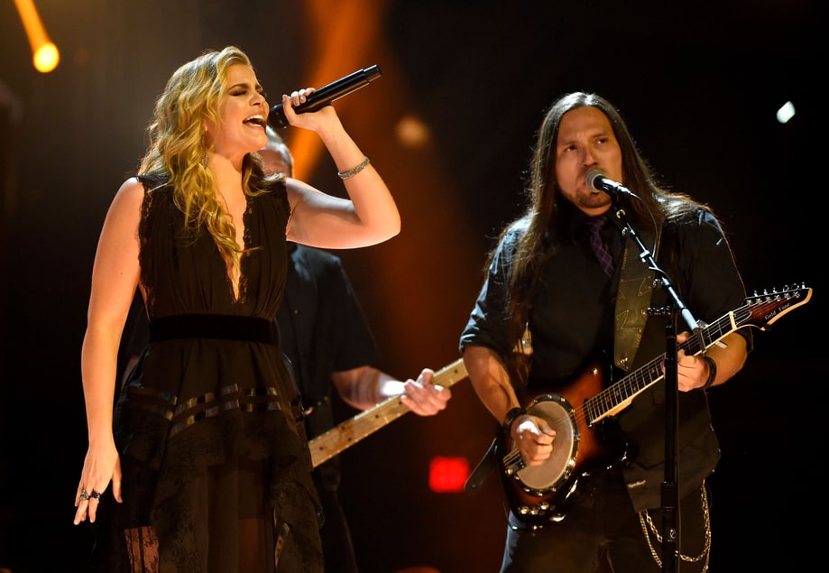 Best: Lauren Alaina Takes a Victory Lap