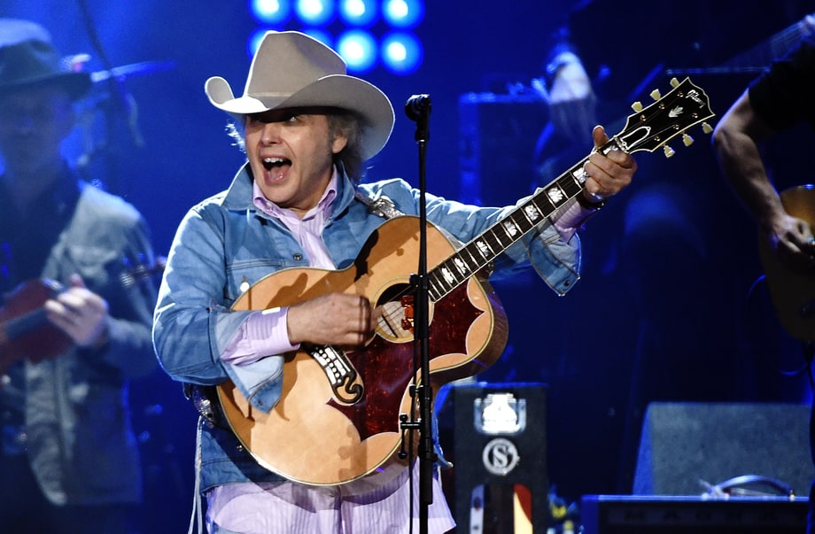 Dwight Yoakam