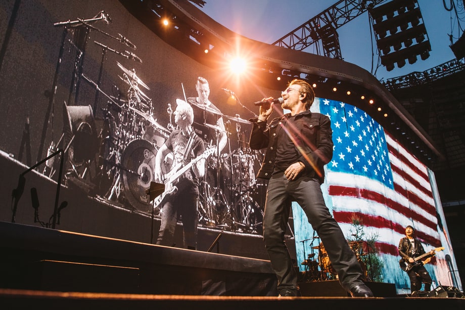 U2