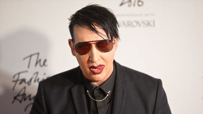 Marilyn Manson, hurt onstage in NY, cancels October tour shows Marilyn Manson, hurt onstage in NY, cancels October tour shows
