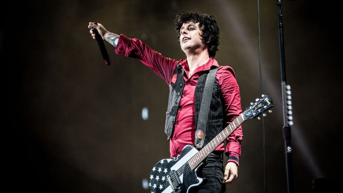 Acrobat Pedro Aunion Monroy falls to his death before Green Day gig