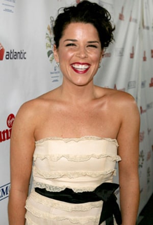 Neve Campbell