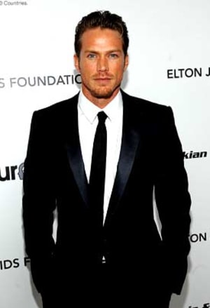 Jason Lewis