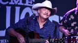 Alan Jackson on Hall of Fame Induction: 'I Don't Feel Quite Worthy'