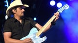 See Brad Paisley's Humorous Michelle Obama and Melania Trump Mashup