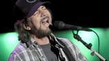 Pearl Jam Send Get-Well Message to Mookie Blaylock