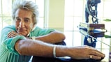 How Rod Stewart Thrilled Vegas, Reunited Faces, Found Happiness at 70