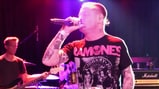 Watch Corey Taylor, Dave Navarro Honor Scott Weiland With STP Cover