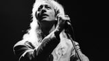 Robin Gibb, Bee Gees Co-Founder, Dead at 62