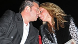 Jon Gosselin, Girlfriend Enjoy PDA-Filled Weekend in NYC