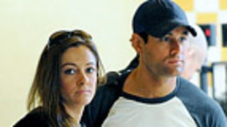 PIC: Jason and Molly Head for Their Honeymoon!
