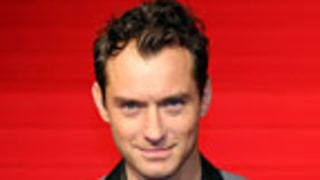 Jude Law Finally Meets Baby Daughter: Report