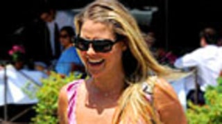 PIC: Ali Larter Reveals Baby Bump!