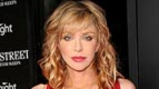 Wow! Cleaned-Up Courtney Love Stuns on Red Carpet