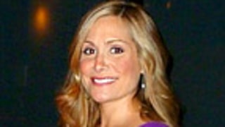 Former Bachelorette Jen Schefft Debuts Baby Bump!