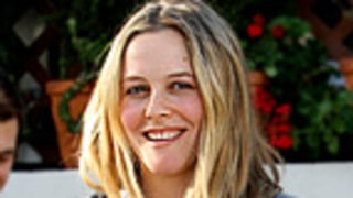 Alicia Silverstone Is Pregnant -- See Her Baby Bump!