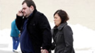 PIC: Amber Portwood, Gary Shirley Hold Hands