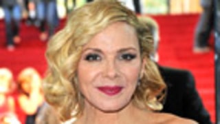 Tipsy Kim Cattrall Loses It on the Red Carpet