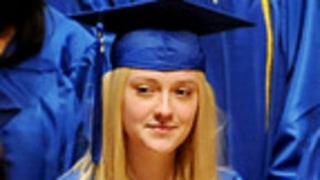 PIC: Dakota Fanning Graduates High School!
