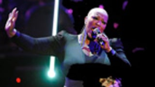 Frenchie Davis: The Voice's First Live Show