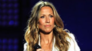 Sheryl Crow Accidentally Flashes Underwear on TV