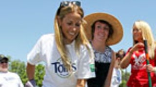 Sheryl Crow Goes Green with Tom's of Maine