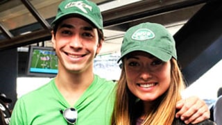 Olivia Wilde, Justin Long Cheer on the Jets