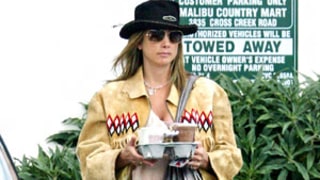 Write a Fashion Police Caption for Mira Sorvino