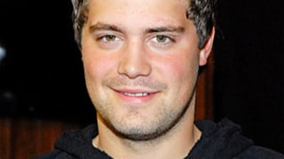 Levi Johnston Penniless, Living With His Mom