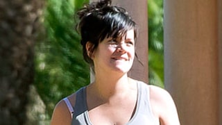 PICTURE: Pregnant Lily Allen Shows Off Baby Bump on African Babymoon