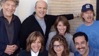 Just Shoot Me! Cast Reunites After 10 Years in New Instagram Picture