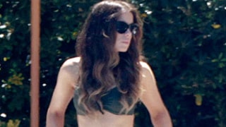 Kate Beckinsale Rocks Amazing Bikini Body Alongside Lookalike Daughter