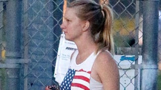 Heather Morris Pregnant, Shows Off Bigger Baby Bump in New Picture