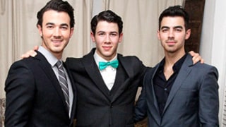 Joe Jonas, Nick Jonas Congratulate Kevin Jonas, Wife Danielle on Pregnancy News
