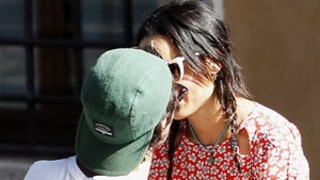 Penn Badgley, Zoe Kravitz Back Together? Couple Shows Major PDA on Rome Vacation: Pictures