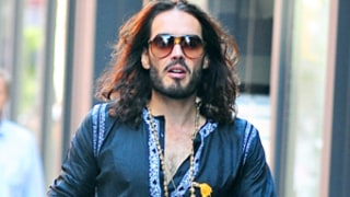 Russell Brand Announces Return to Singledom By Making Out With a Bunch of Women