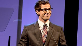 Andy Samberg Mocks Melissa McCarthy's Elle Magazine Cover Controversy, Claims He Sneaks Her Issue Into the Bathroom